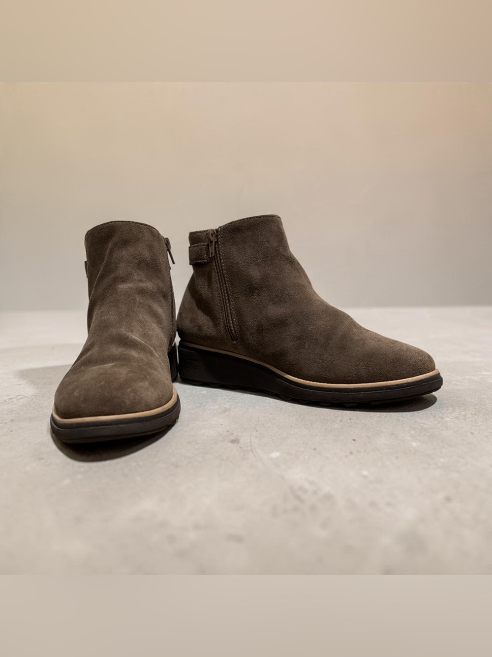 Clarks Sharon Salon Suede Wedge Ankle Boots Brown/Taupe Women's Size 10 M